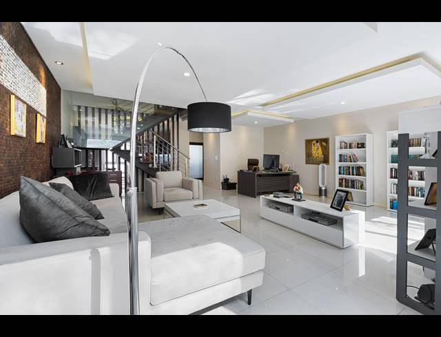 3 BEDROOM CLUSTER FOR SALE IN BRYANSTON